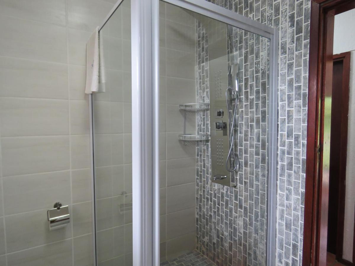 Beachcomber Bay In South Africa Guest house Margate